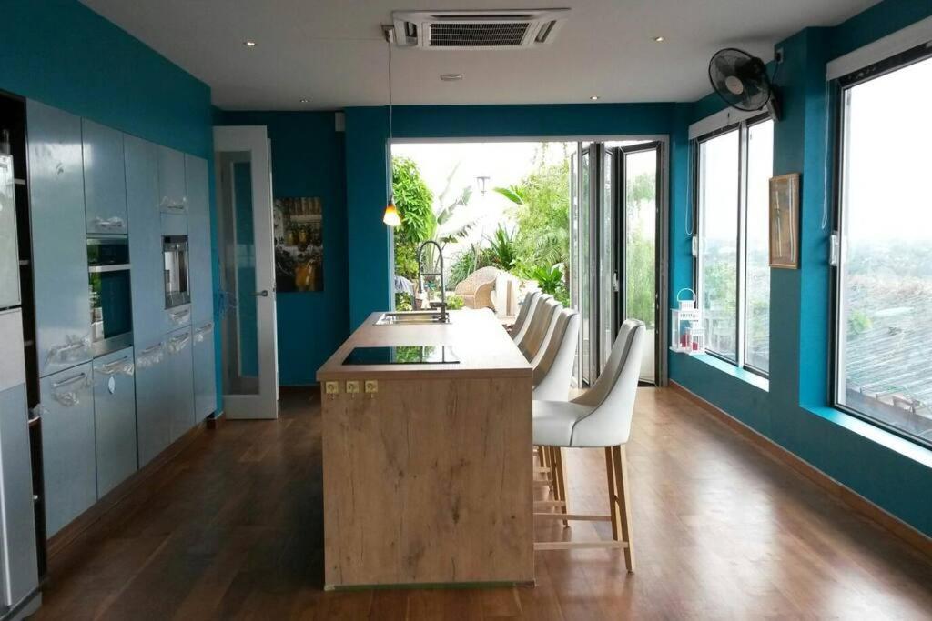 Penthouse With Roof Garden
